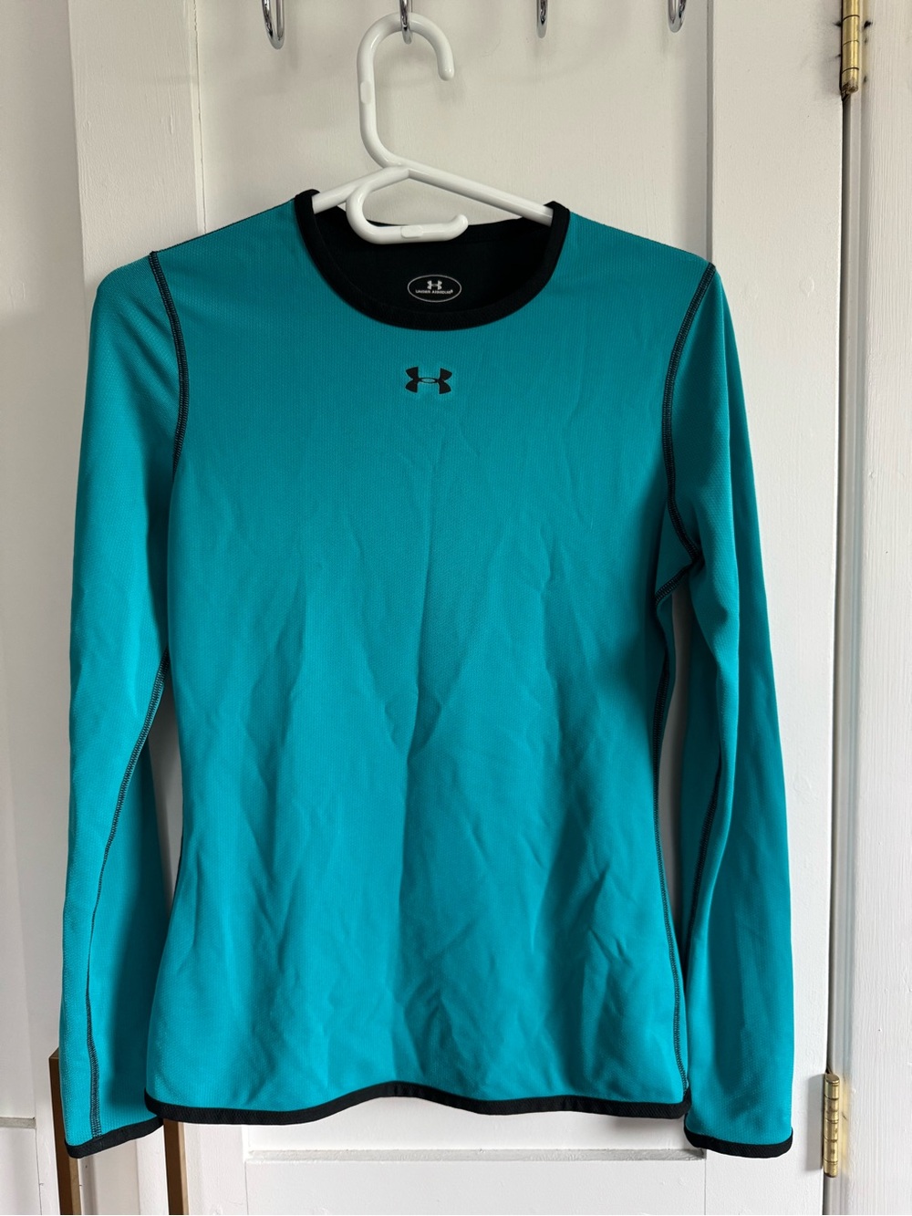 Under Armour Women's Teal Long Sleeve Performance Shirt